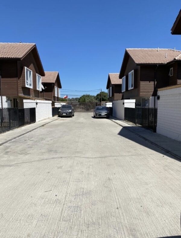 Venta de casa en exclusivo Condominio Las Tinajas en Pomaire $95.000.000